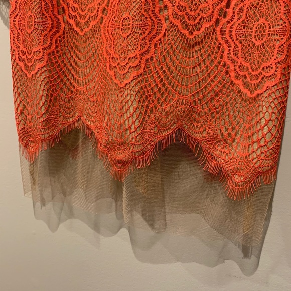 🆕 Luxxel Orange and Tan Mesh and Lace Dress - Women’s Size Small - Picture 6 of 6